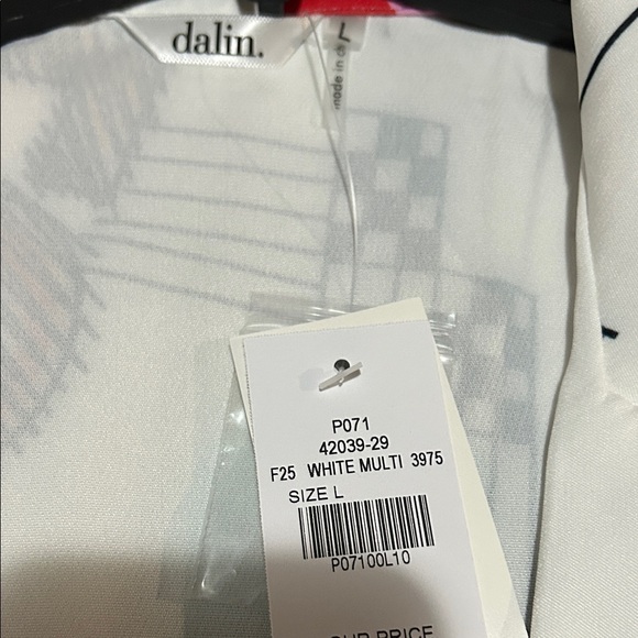 Colorful Abstract Patterned Blazer - Picture 5 of 5